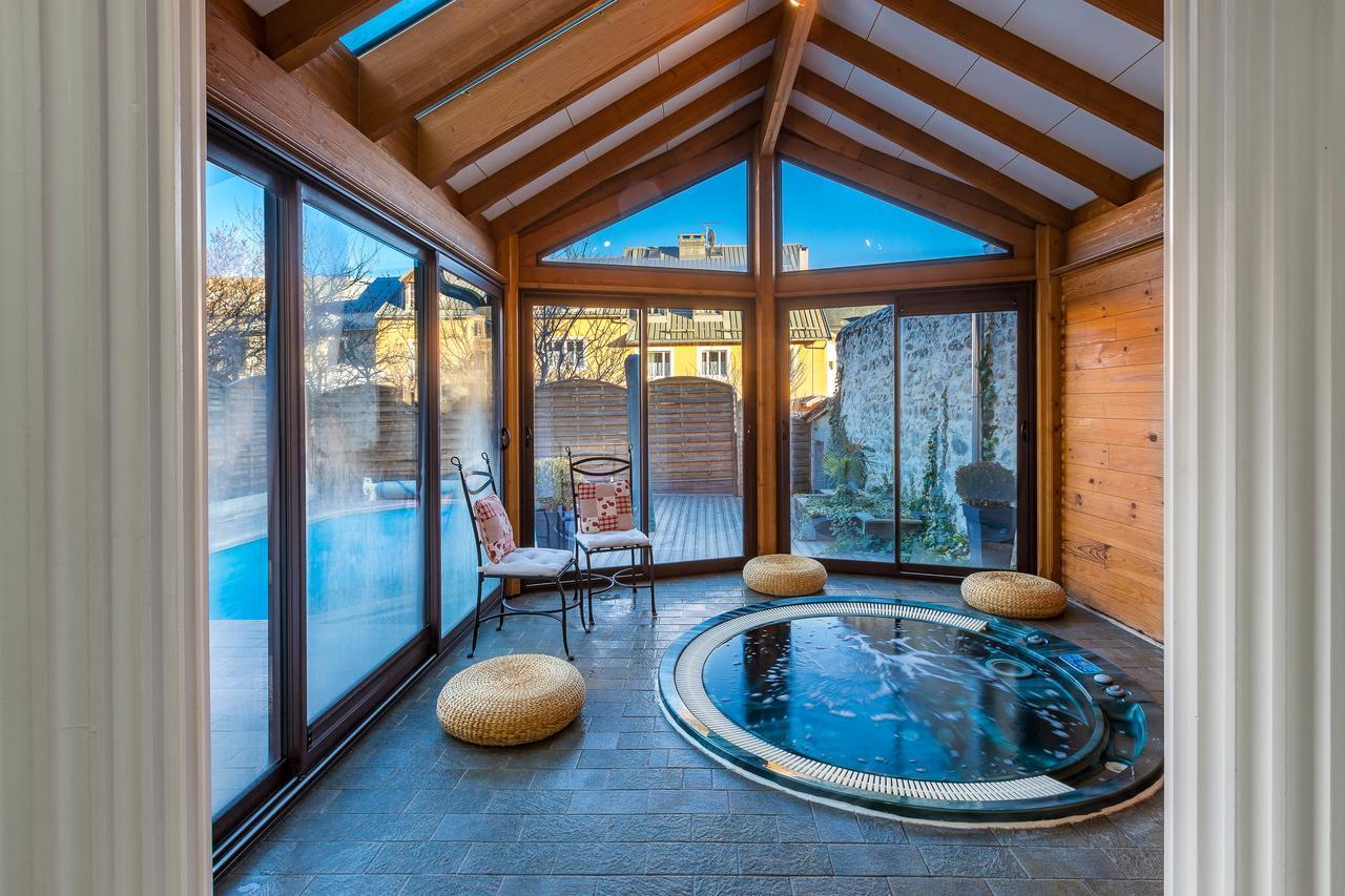 Holiday Home&Spa - Le Rendez Vous de Vauban Mont-Dauphin Buitenkant foto