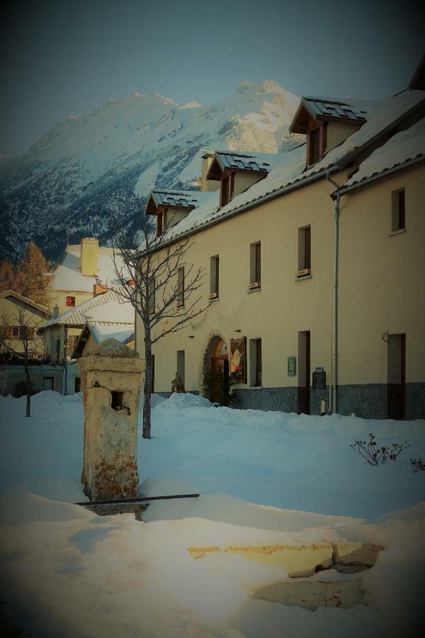 Holiday Home&Spa - Le Rendez Vous de Vauban Mont-Dauphin Buitenkant foto